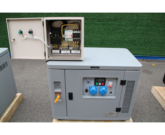 Бензиновый однофазный генератор Амперос LT 10000S в шумозащитном кожухе с автозапуском