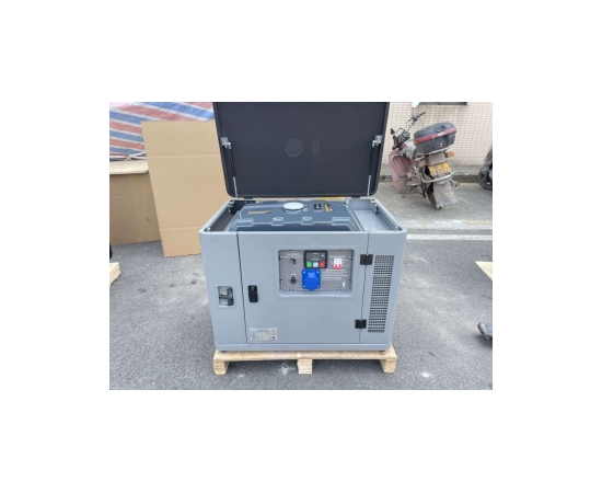 Бензиновый однофазный генератор Амперос LT 11000S в шумозащитном кожухе