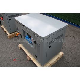 Бензиновый однофазный генератор Амперос LT 10000S в шумозащитном кожухе